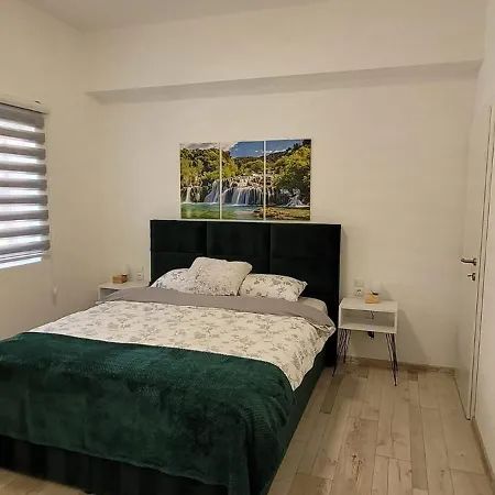 Oz Lux Apartman *